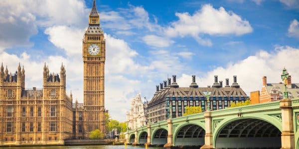 See the main sights of London from the River from as little as £5.20